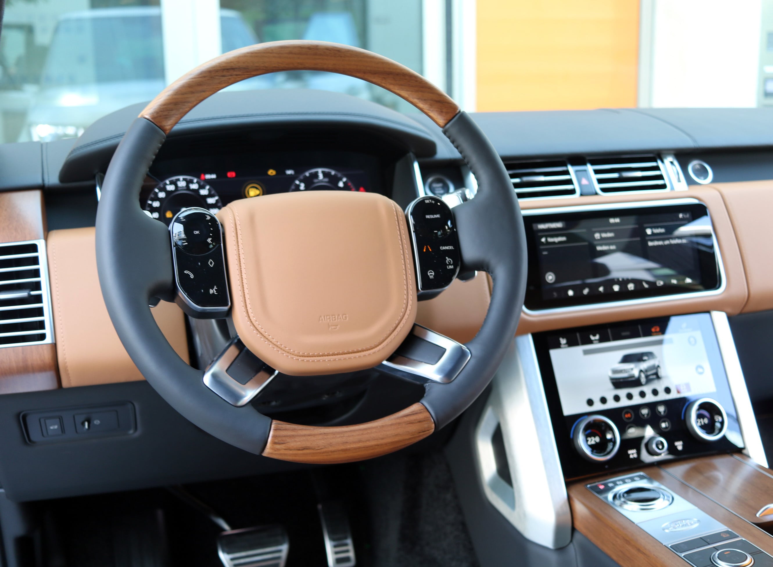 inside of range rover